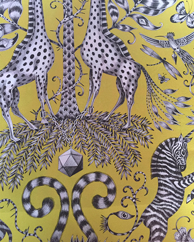 tissu-zebre-jaune-clarkeandclarke-tapissier-decorateur-montauban-claire-de-redon